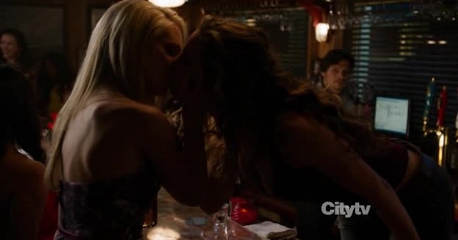 Ciara Hanna kissed a girl.